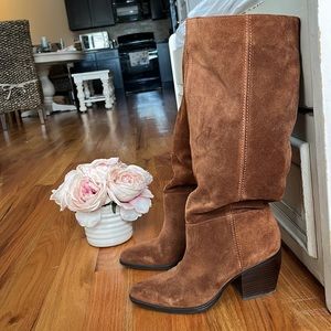 Like-New Authentic Suede Block Wooden Heeled Wide Calf Naturalizer Fae Boots